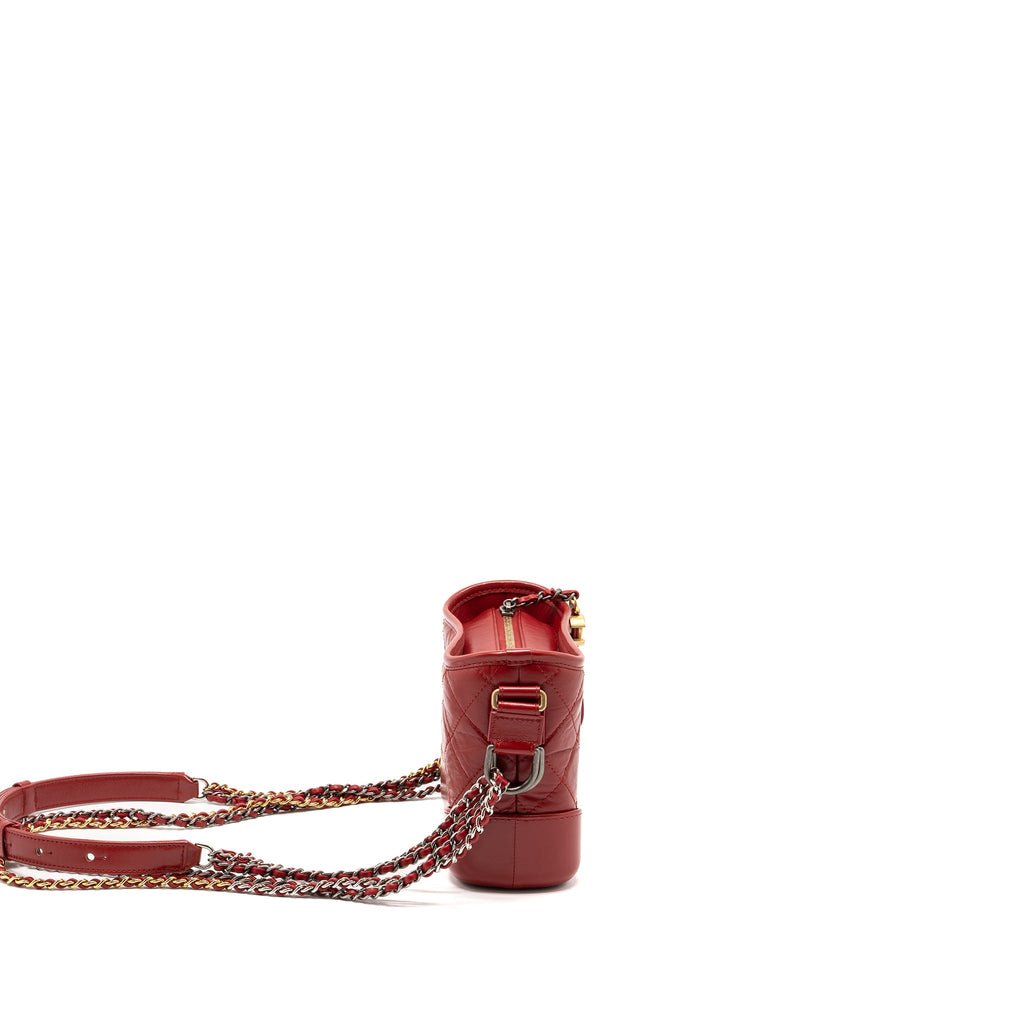 chanel-small-gabrielle-hobo-bag-with-handle-calfskin-red-multicolour-hardware