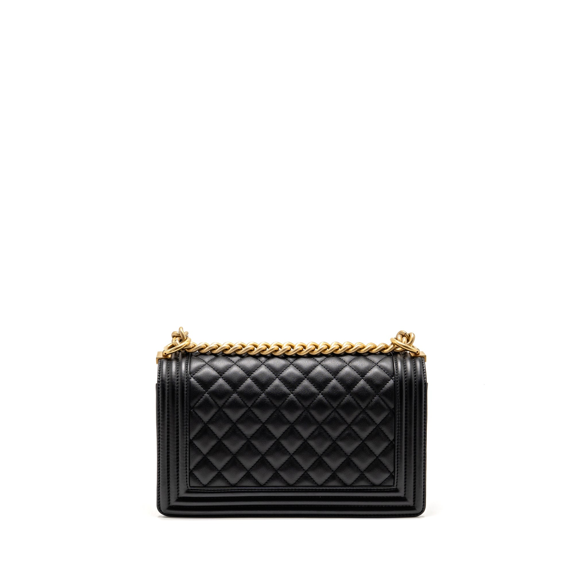 chanel-medium-boy-bag-calfskin-black-ghwmicrochip