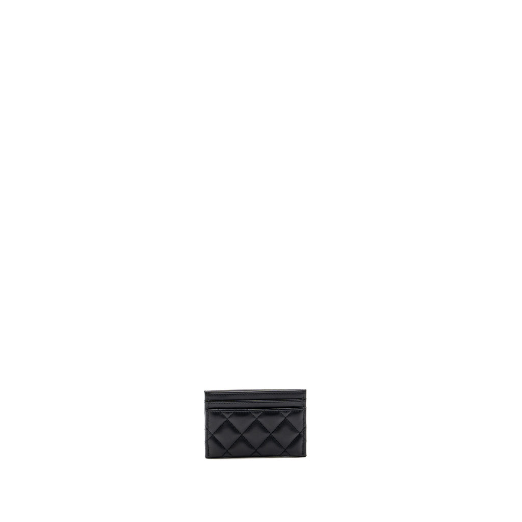 chanel-classic-quilted-card-holder-with-limited-cc-logo-lambskin-black-shw-microchip-copy