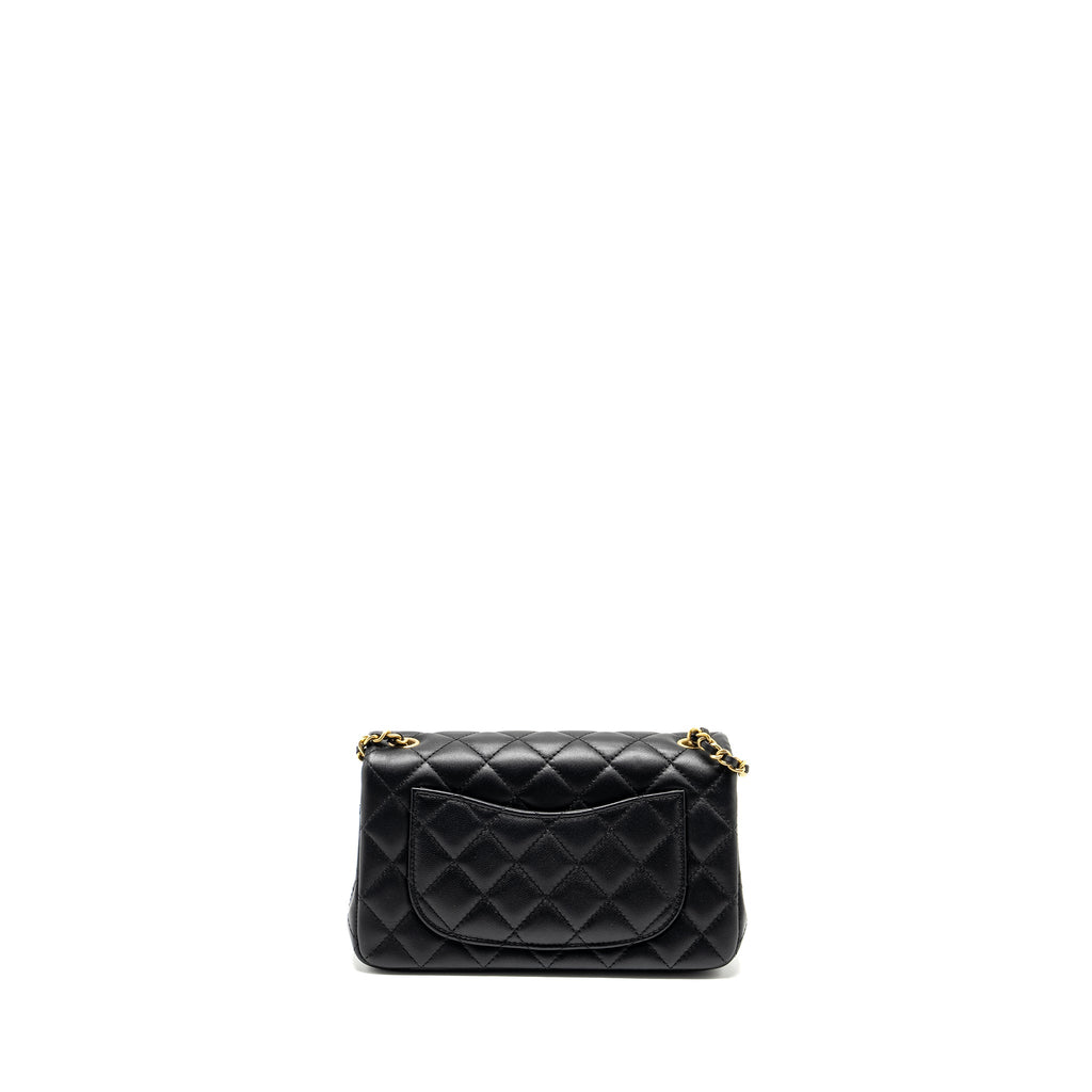 chanel-pearl-crush-mini-rectangular-flap-bag-lambskin-black-ghw-microchip-3