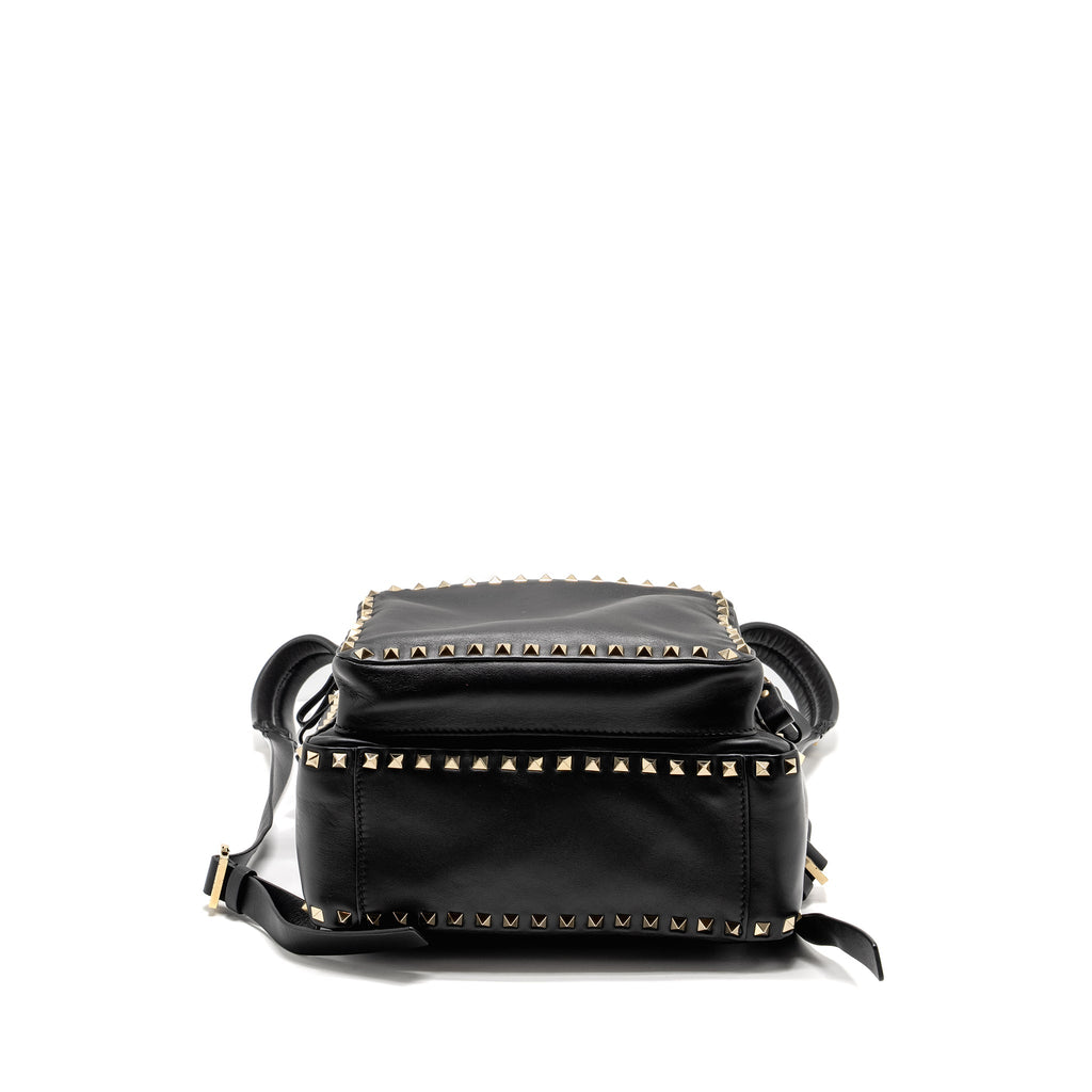 valentino-rockstud-backpack-leather-black-ghw