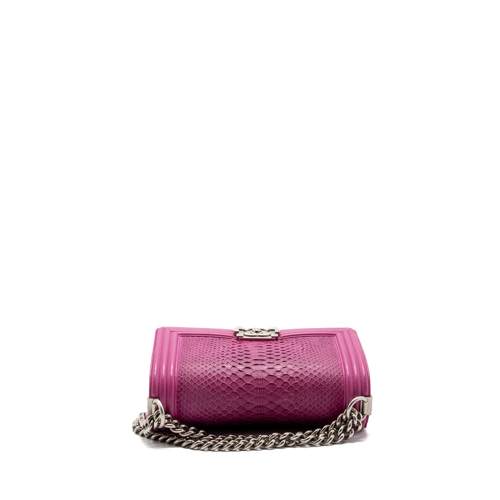 chanel-medium-boy-bag-python-pink-brushed-shw