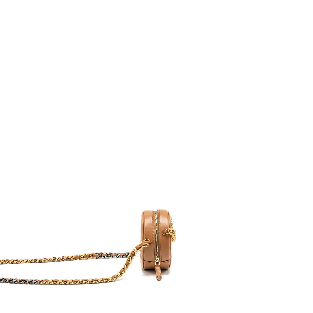 chanel-19-round-clutch-with-chain-lambskin-caramel-multicolour-hardware