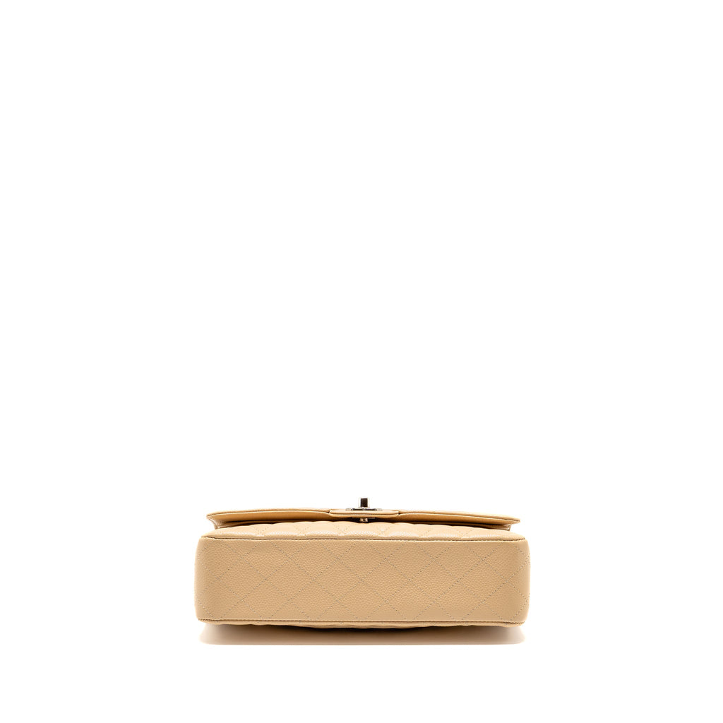 chanel-beige