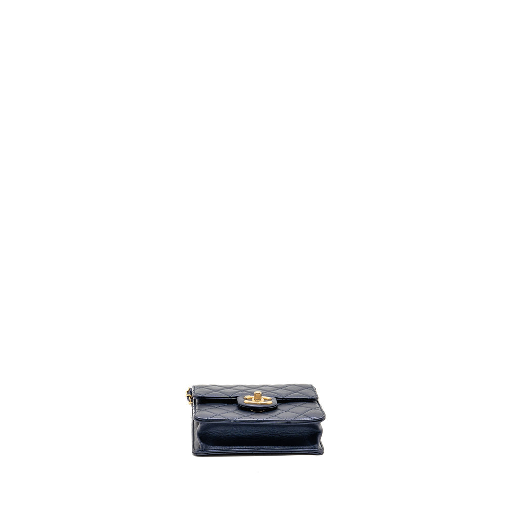 chanel-pearl-decorated-quilted-flap-bag-lambskin-navy-ghw