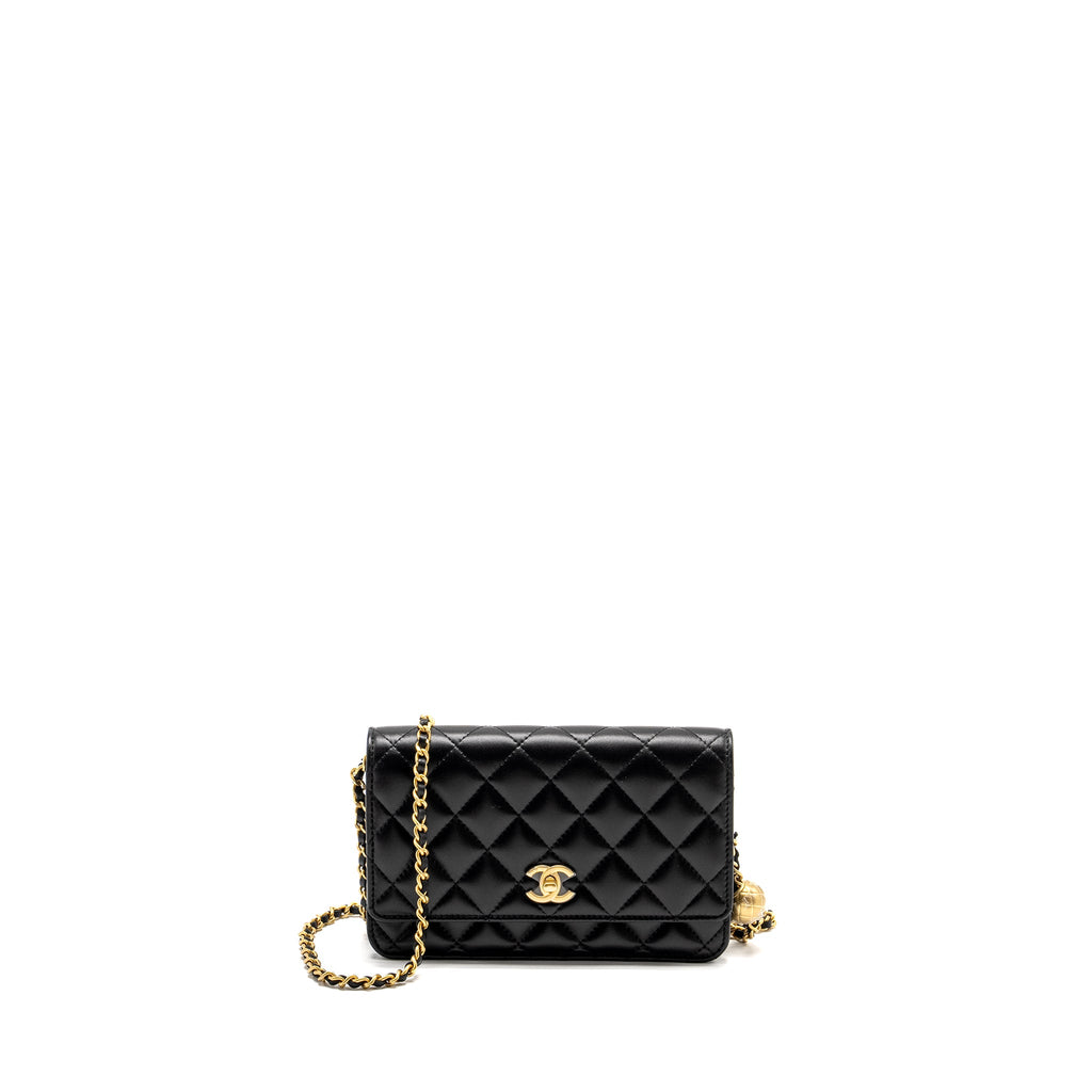 chanel-pearl-crush-wallet-on-chain-lambskin-black-ghw-microchip-copy-4