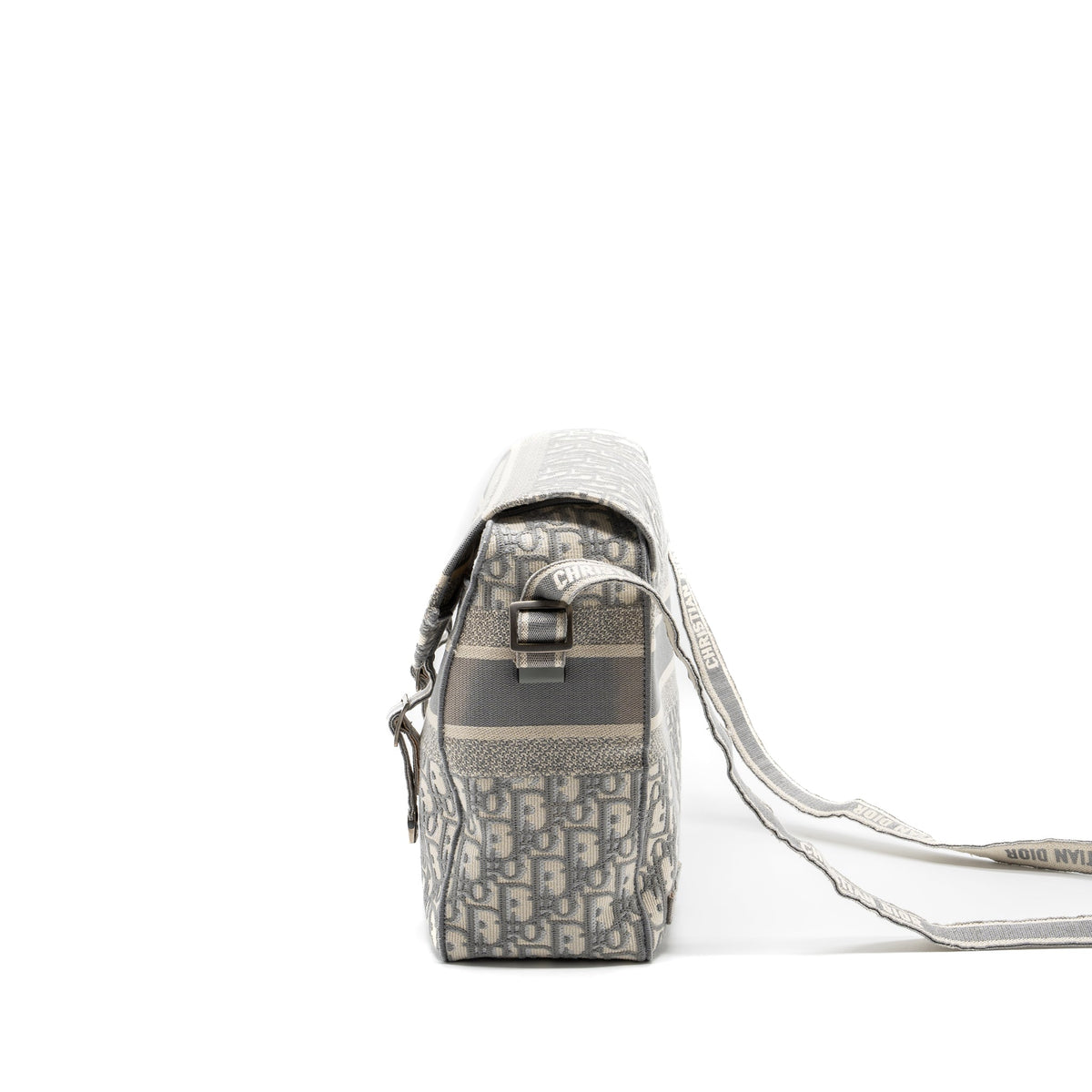 dior-diorcamp-nessenger-bag-oblique-embroidery-light-grey-shw
