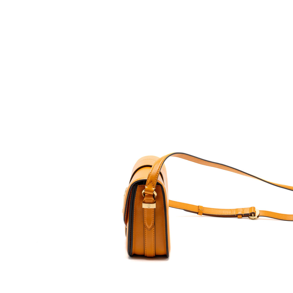 louis-vuitton-lv-pont-9-calfskin-summer-gold-ghw-copy