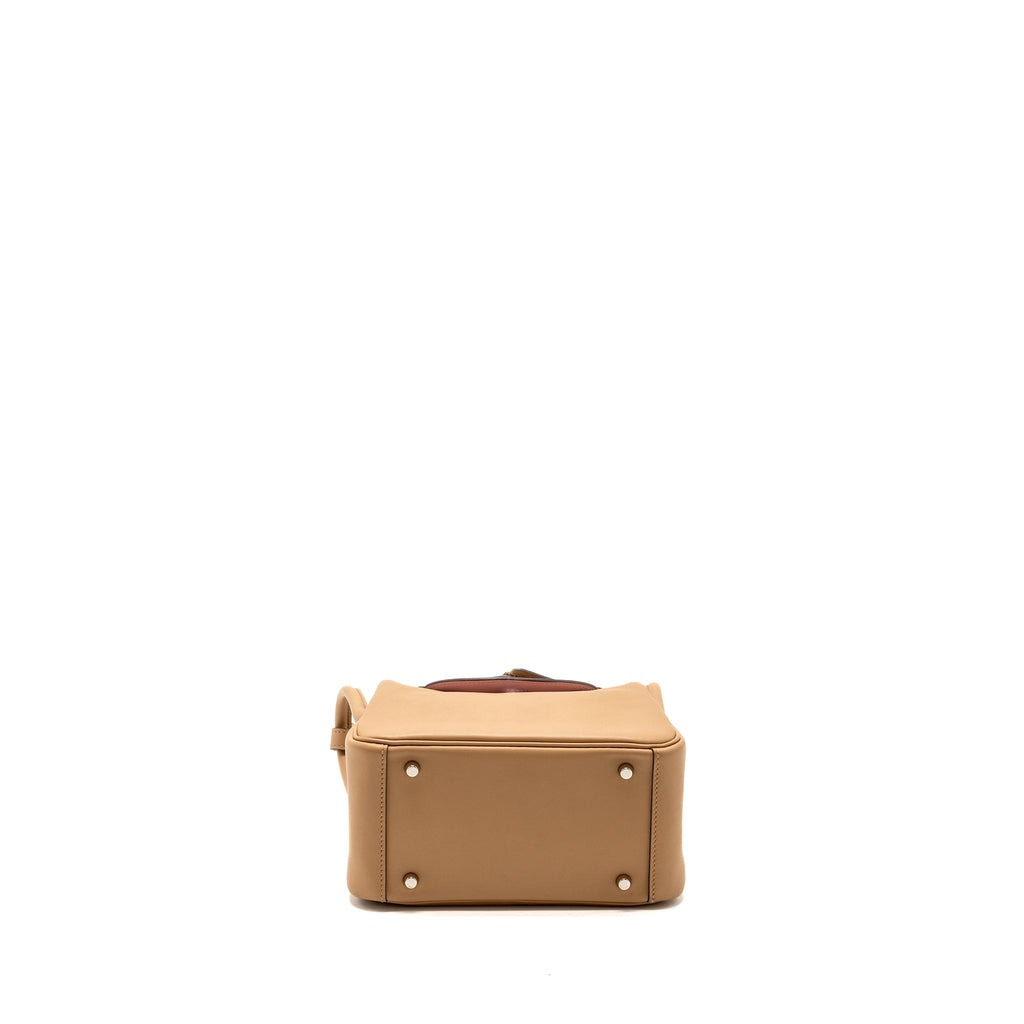 hermes-mini-lindy-chai