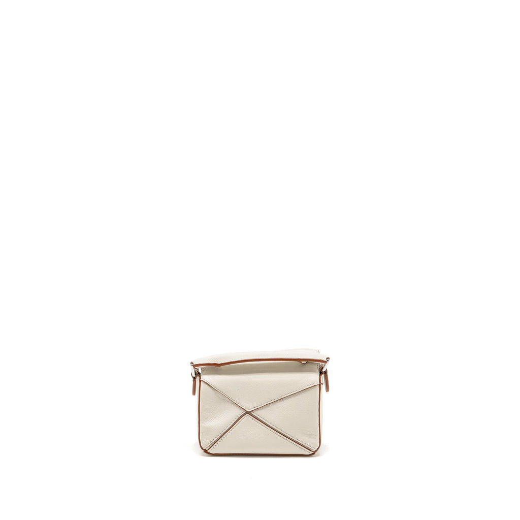 loewe-nano-puzzle-bag-calfskin-white-shw