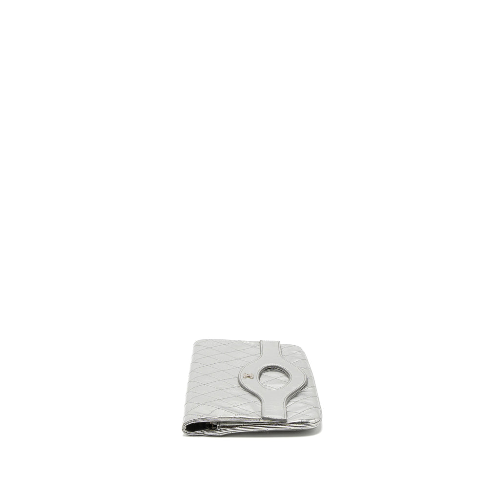 chanel-31-clutch-bag-lambskin-metallic-silver-shw