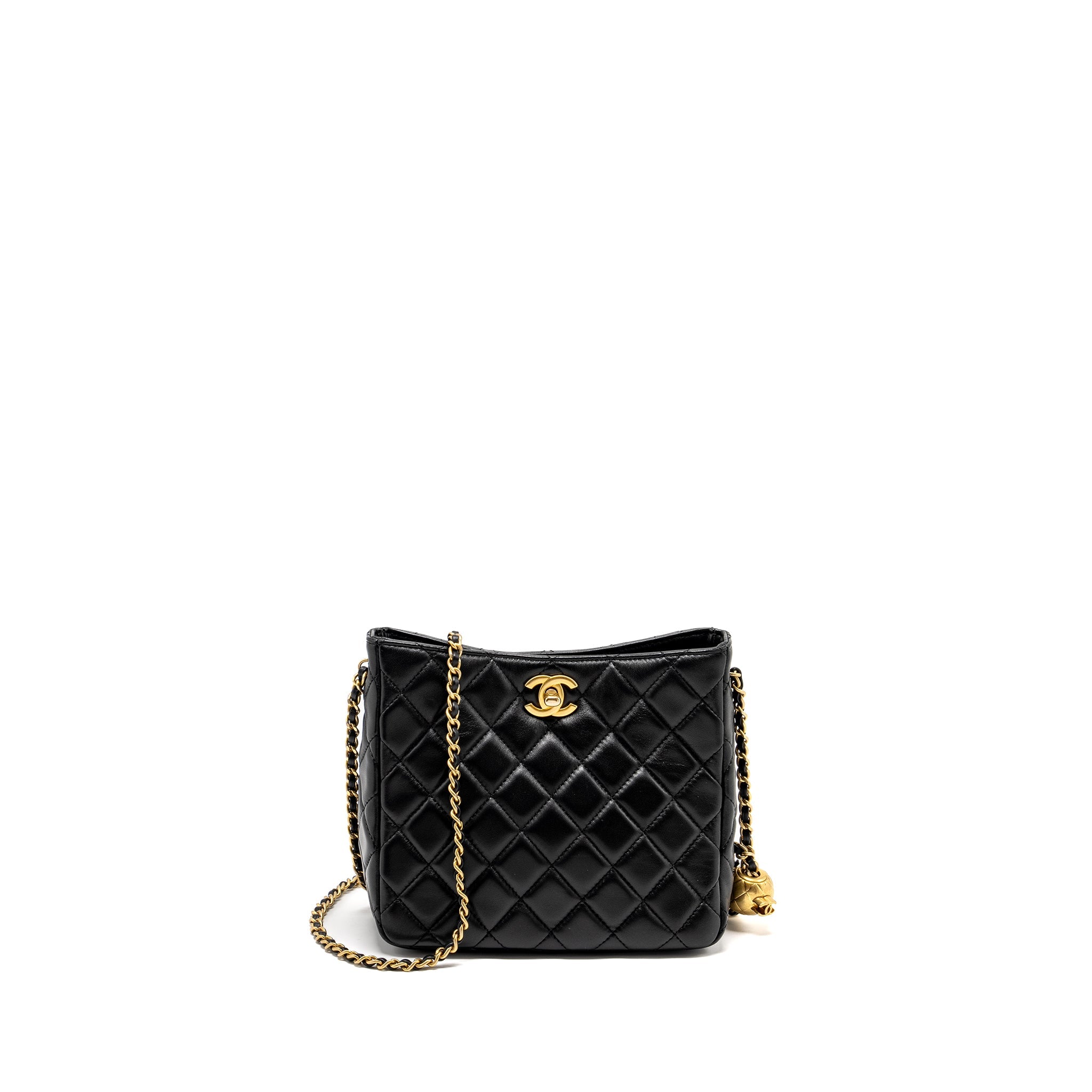 chanel-22b-pearl-crush-hobo-bag-lambskin-black-ghw-microchip-copy-1