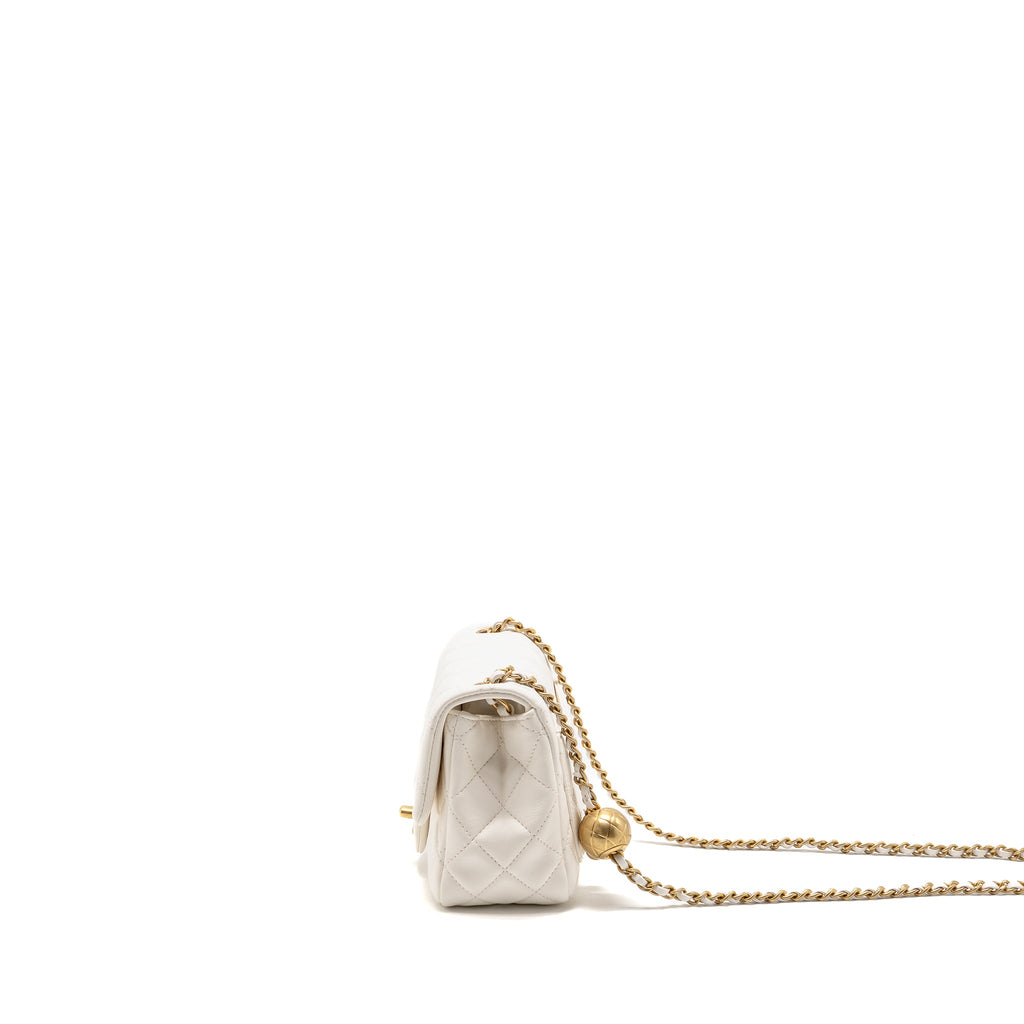 chanel-pearl-crush-mini-square-lambskin-white-ghw-microchip