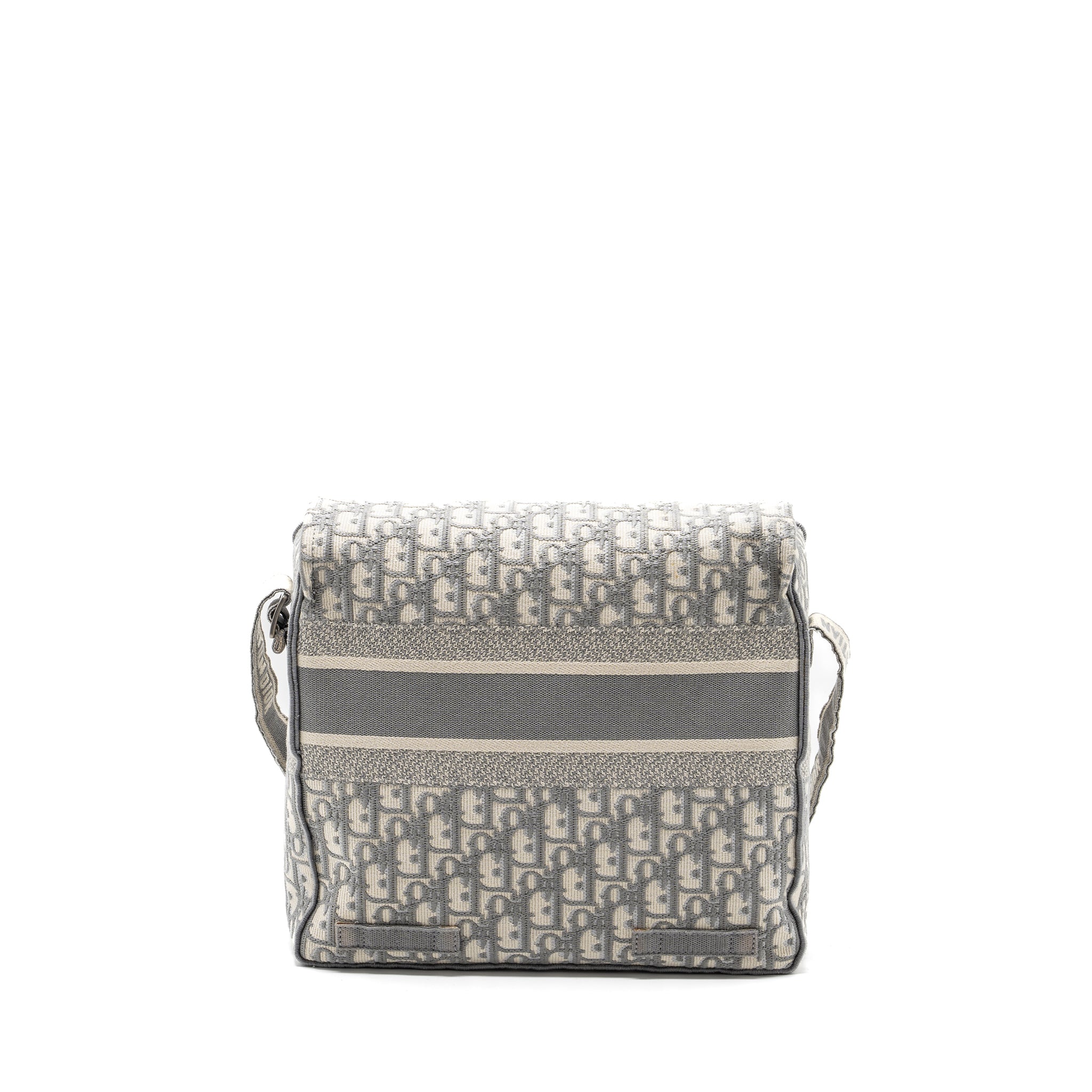 dior-diorcamp-nessenger-bag-oblique-embroidery-light-grey-shw