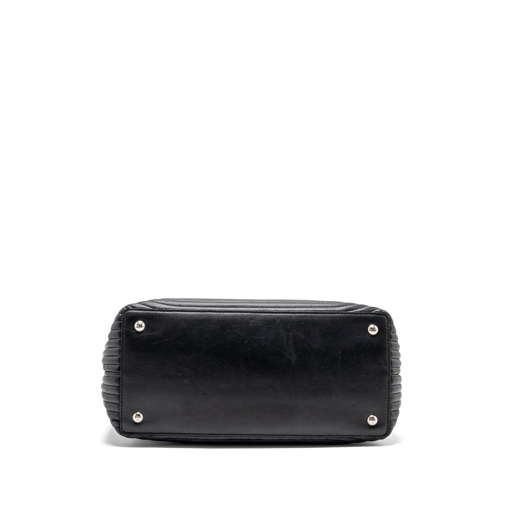 fendi-doctom-chain-shoulder-bag-leather-black-shw