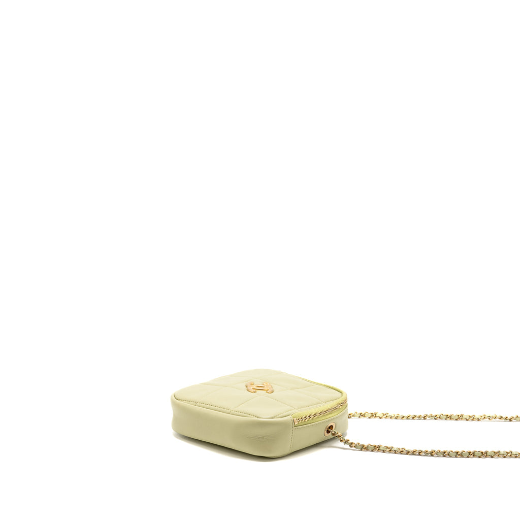 chanel-20a-diamond-shape-crossbody-bag-quilted-lambskin-light-green-ghw