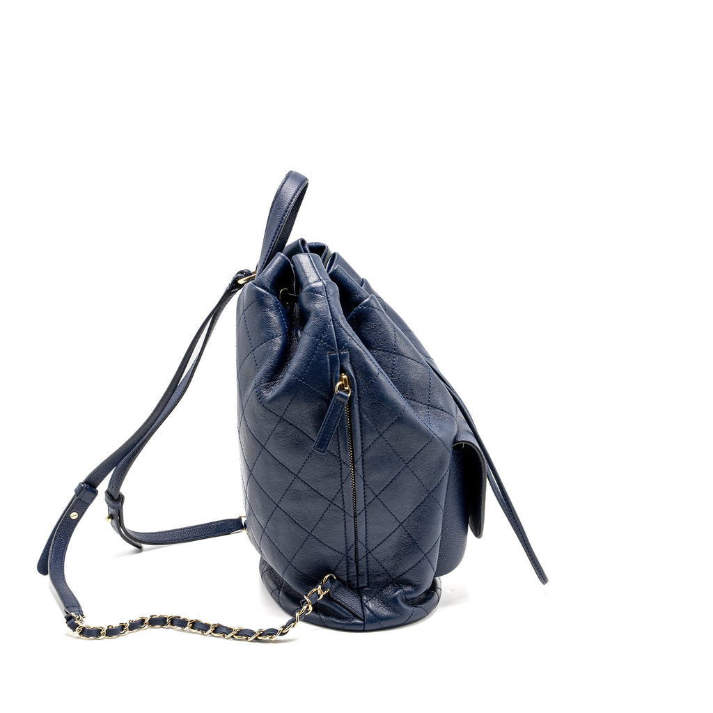 chanel-drawstring-backpack-lambskin-grained-calfskin-dark-blue-lghw