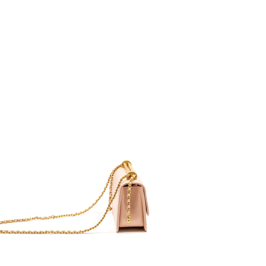 chanel-gold-crush-mini-flap-bag-calfskin-light-pink-ghw-microchip-copy