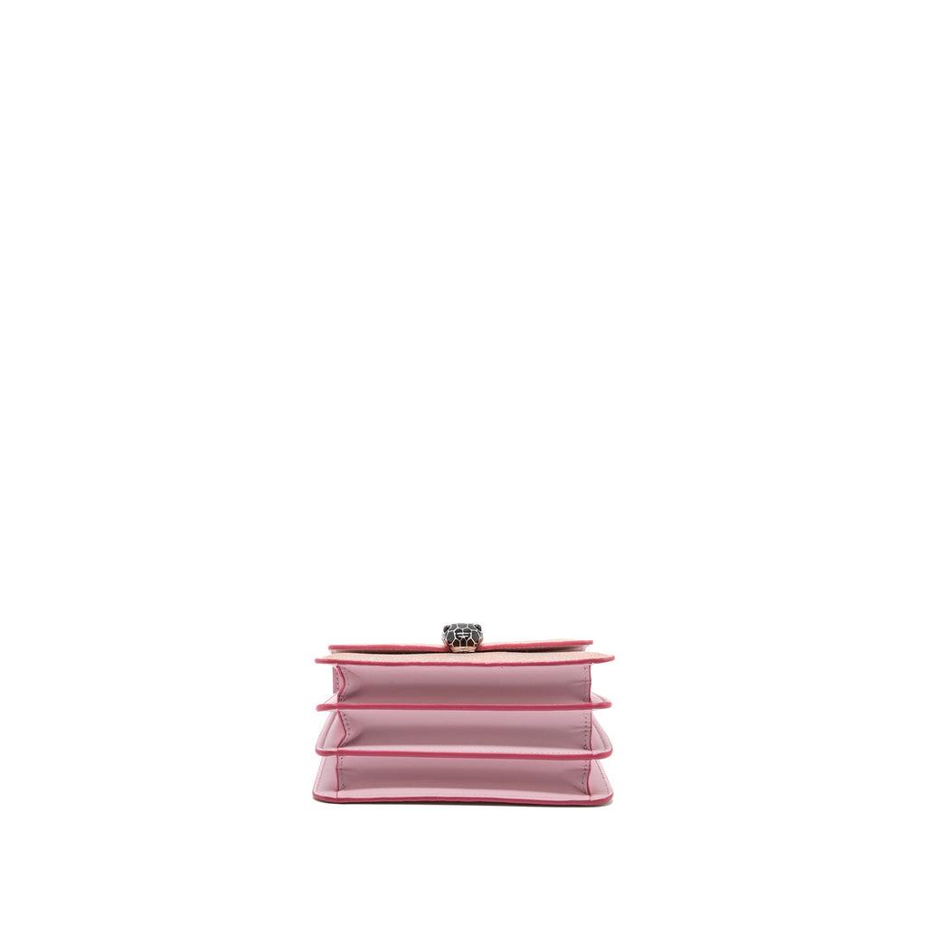 bulgari-serpenti-forever-top-handle-in-rosa-di-francia-crystal-galuchat-shw