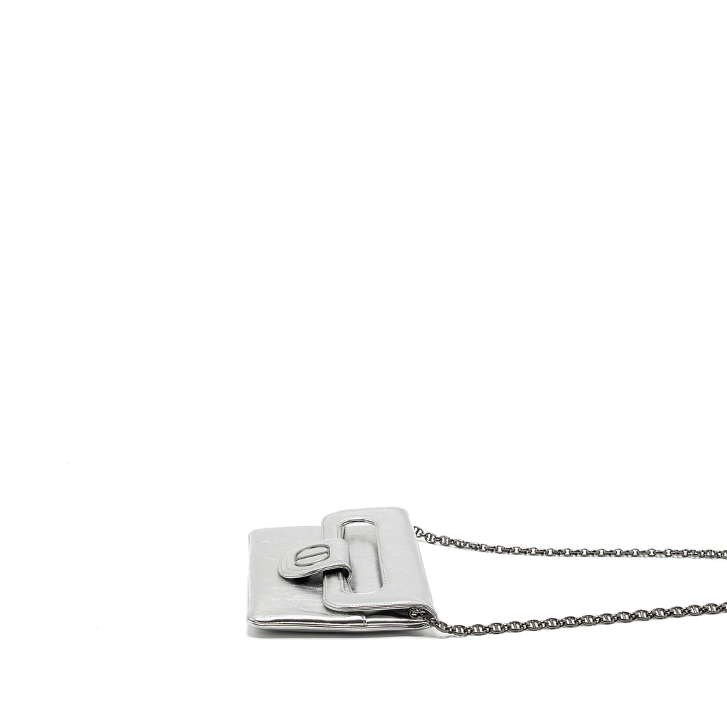 dior-diordouble-clutch-with-chains-calfskin-argent-black-hardware