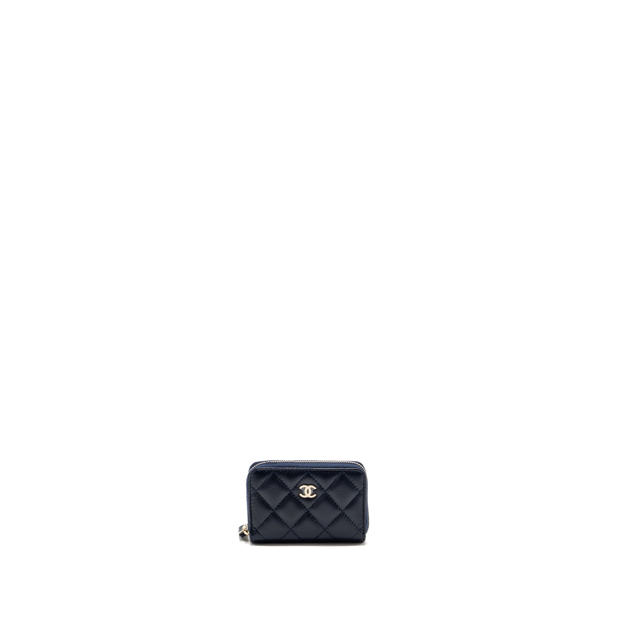 chanel-quilted-zip-card-holder-caviar-navy-shw-microchip