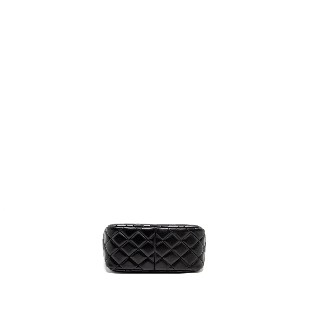 chanel-22b-pearl-crush-hobo-bag-lambskin-black-ghw-microchip-copy-1