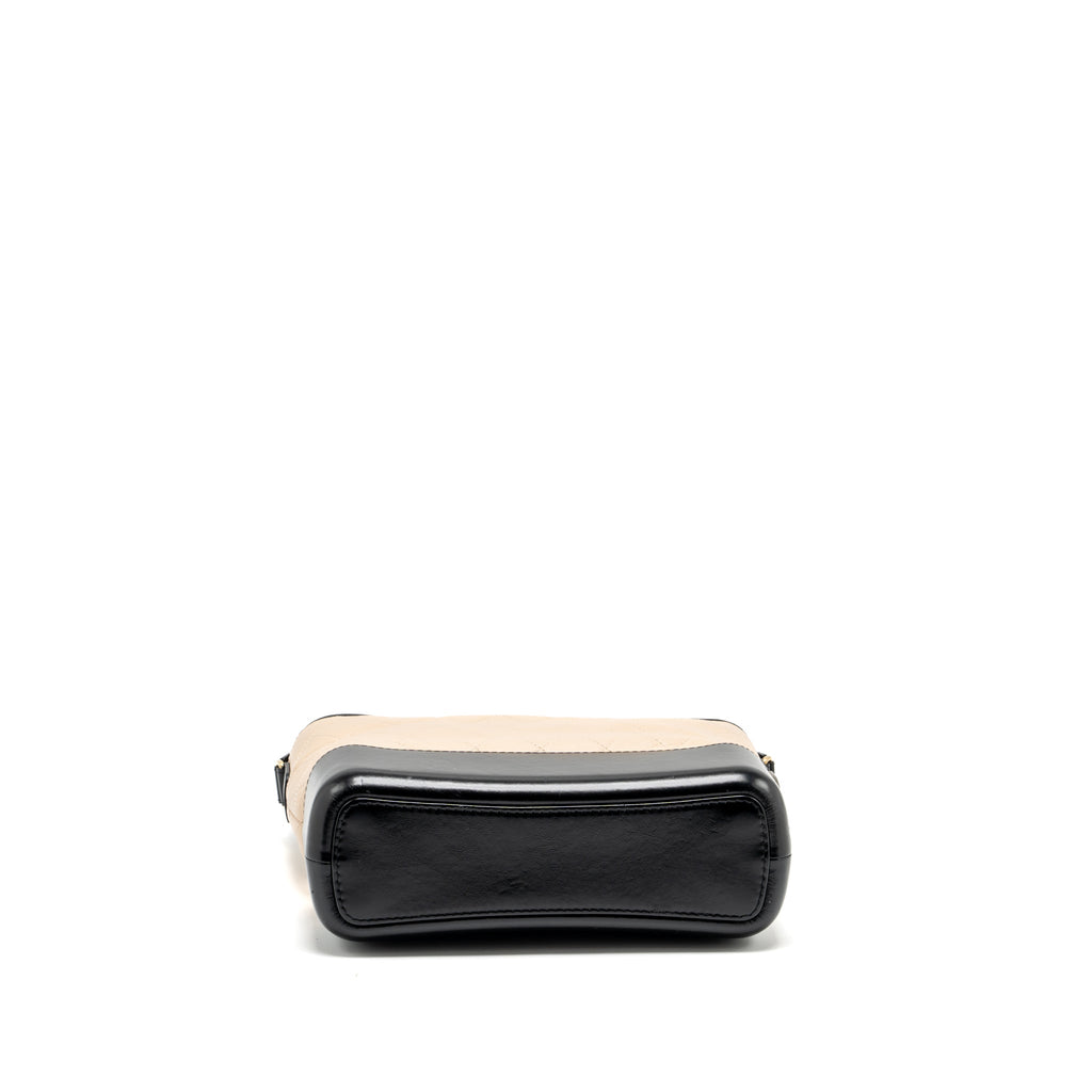 chanel-large-gabrielle-hobo-bag-aged-calfskin-beige-black-multicolour-hardware