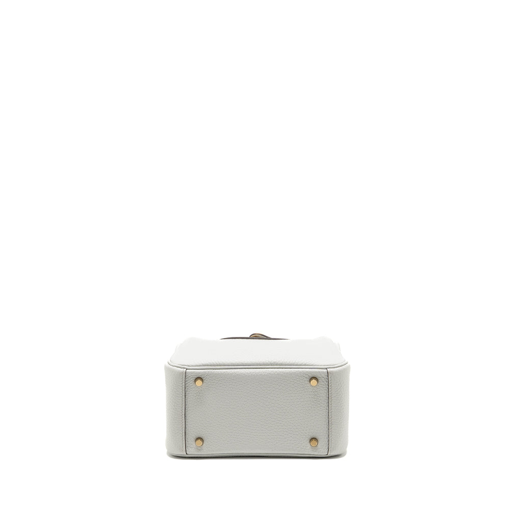 hermes-mini-lindy-ii-clemence-gris-platine-ghw-stamp-k