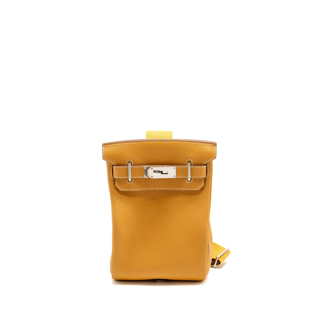 hermes-hac-a-dos-pm-backpack-togo-naturel-sable-shw-stamp-b