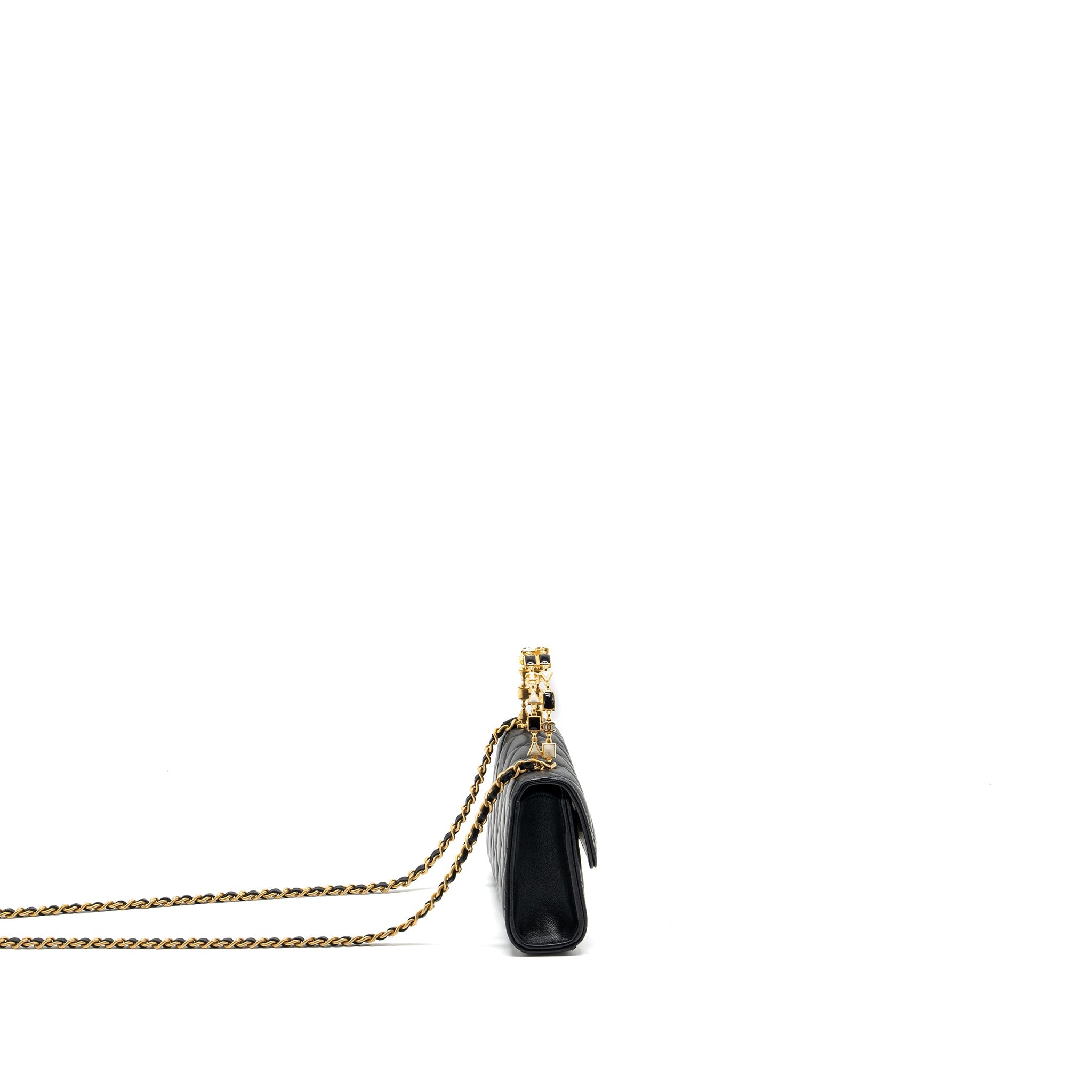 chanel-22b-enamel-top-handle-flap-bag-lambskin-black-ghwmicrochip