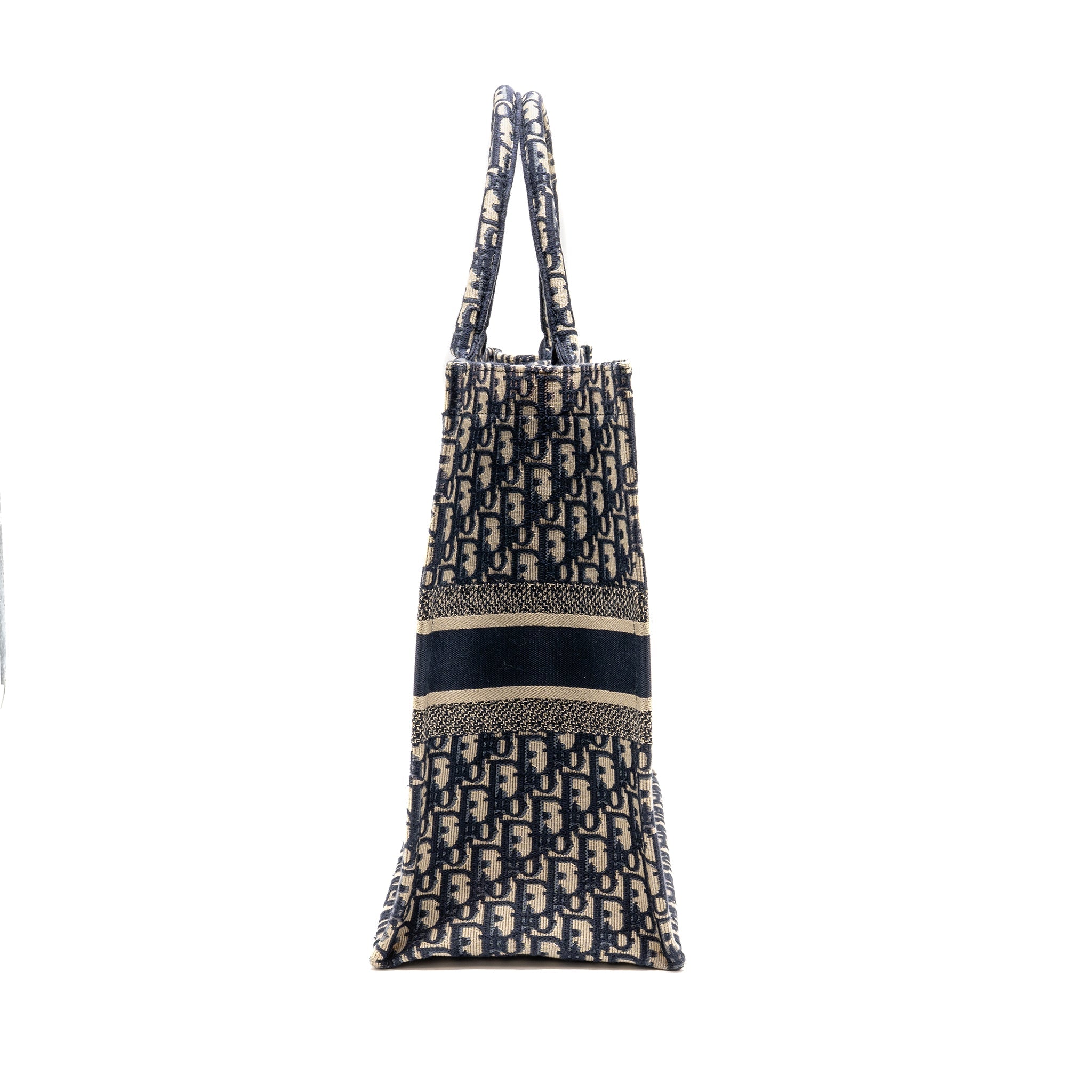 dior-large-book-tote-oblique-embroidery-ecru-blue-copy