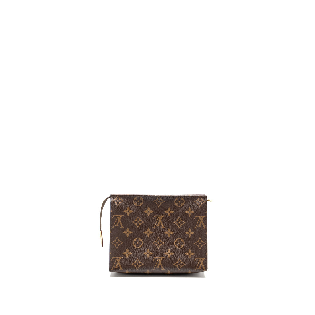 louis-vuitton-poche-toilette-19-monogram-canvas-ghw