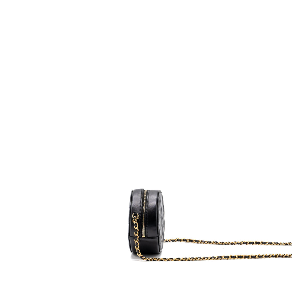 chanel-limited-charm-round-clutch-with-chain-lambskin-black-ghw