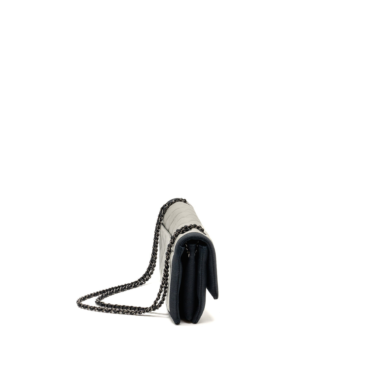 chanel-quilted-flap-with-fabric-edge-lambskin-grey-black-with-black-hardware-copy-1