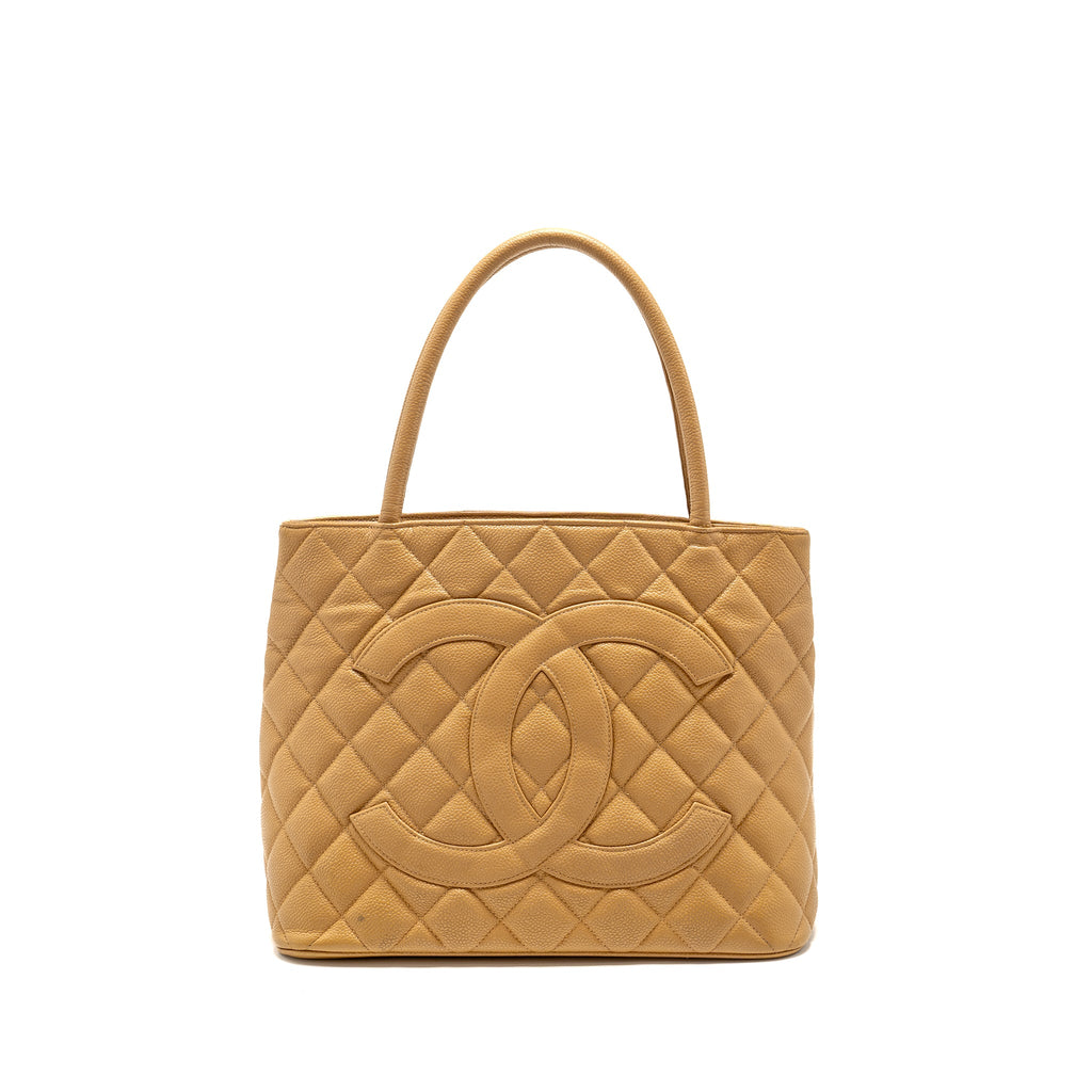 chanel-vintage-medallion-tote-bag-caviar-beige-shw