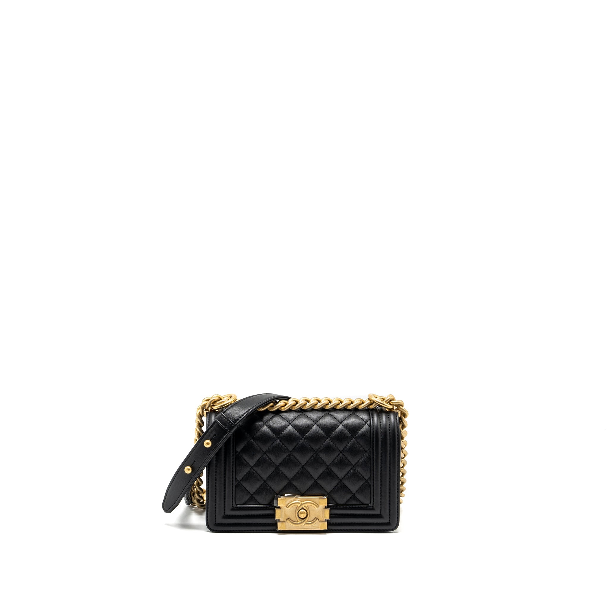 chanel-small-boy-bag-smooth-calfskin-black-ghwmicrochip