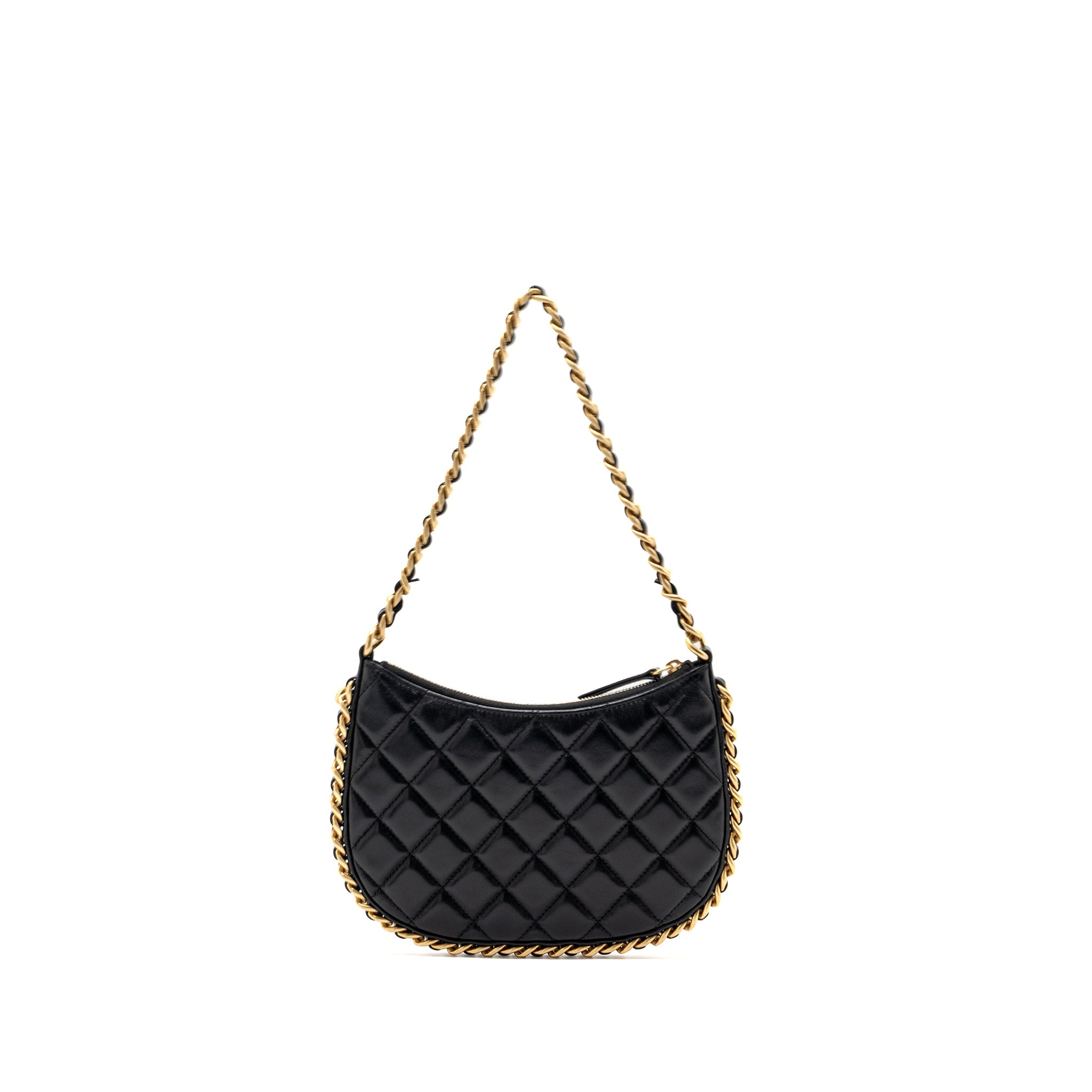 chanel-hobo-shoulder-bag-lambskin-black-ghwmicrochip