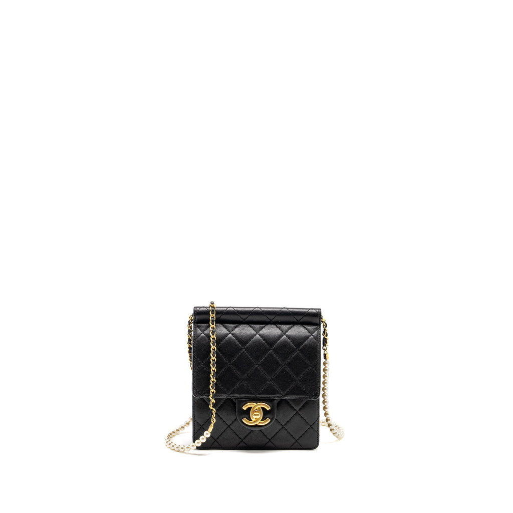 chanel-19s-pearl-chain-quilted-vertical-flap-bag-lambskin-black-ghw