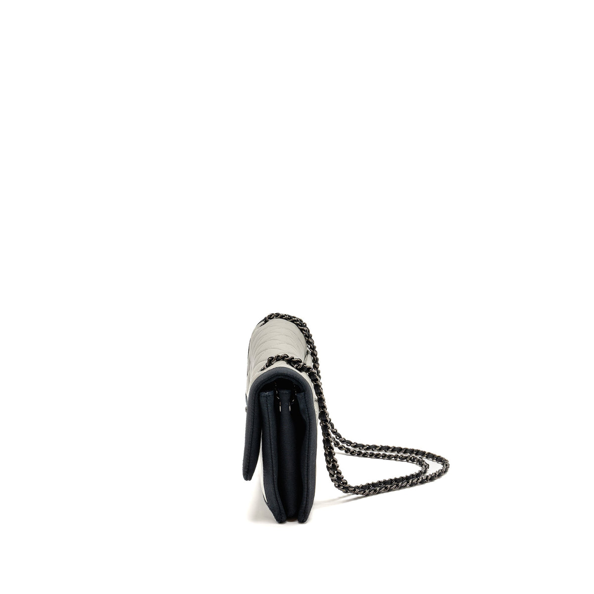 chanel-quilted-flap-with-fabric-edge-lambskin-grey-black-with-black-hardware-copy-1