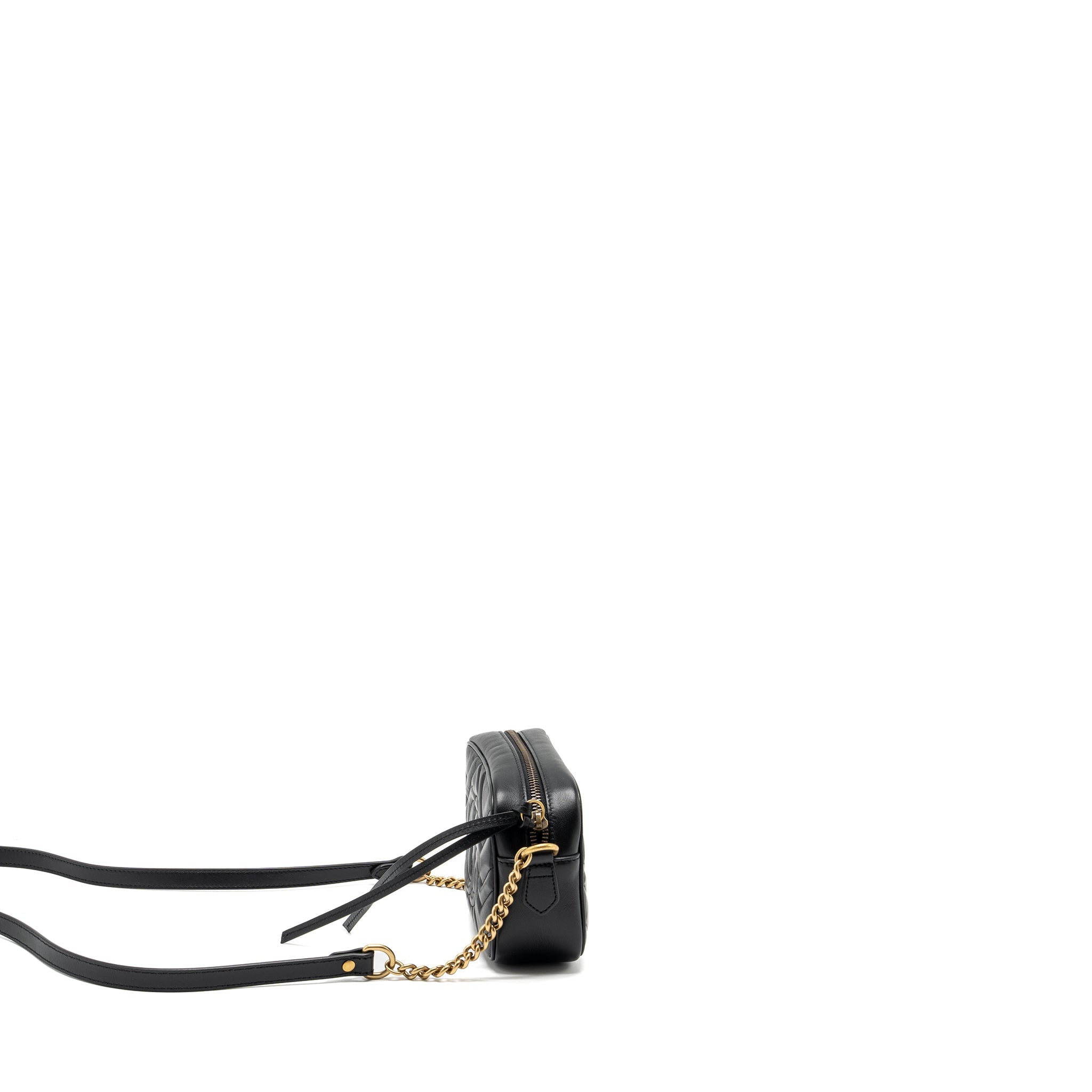 gucci-gg-marmont-matelasse-mini-camera-bag-calfskin-black-ghw
