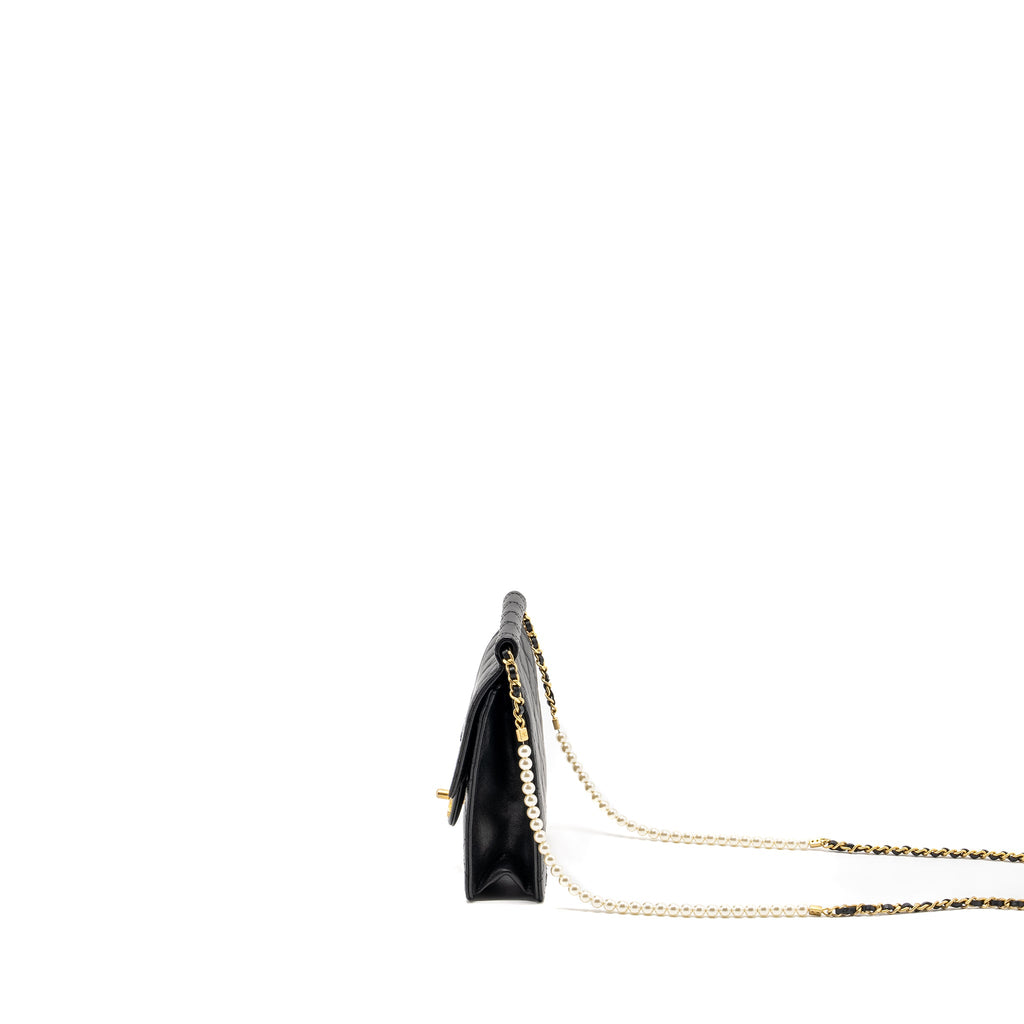 chanel-19s-pearl-chain-quilted-vertical-flap-bag-lambskin-black-ghw