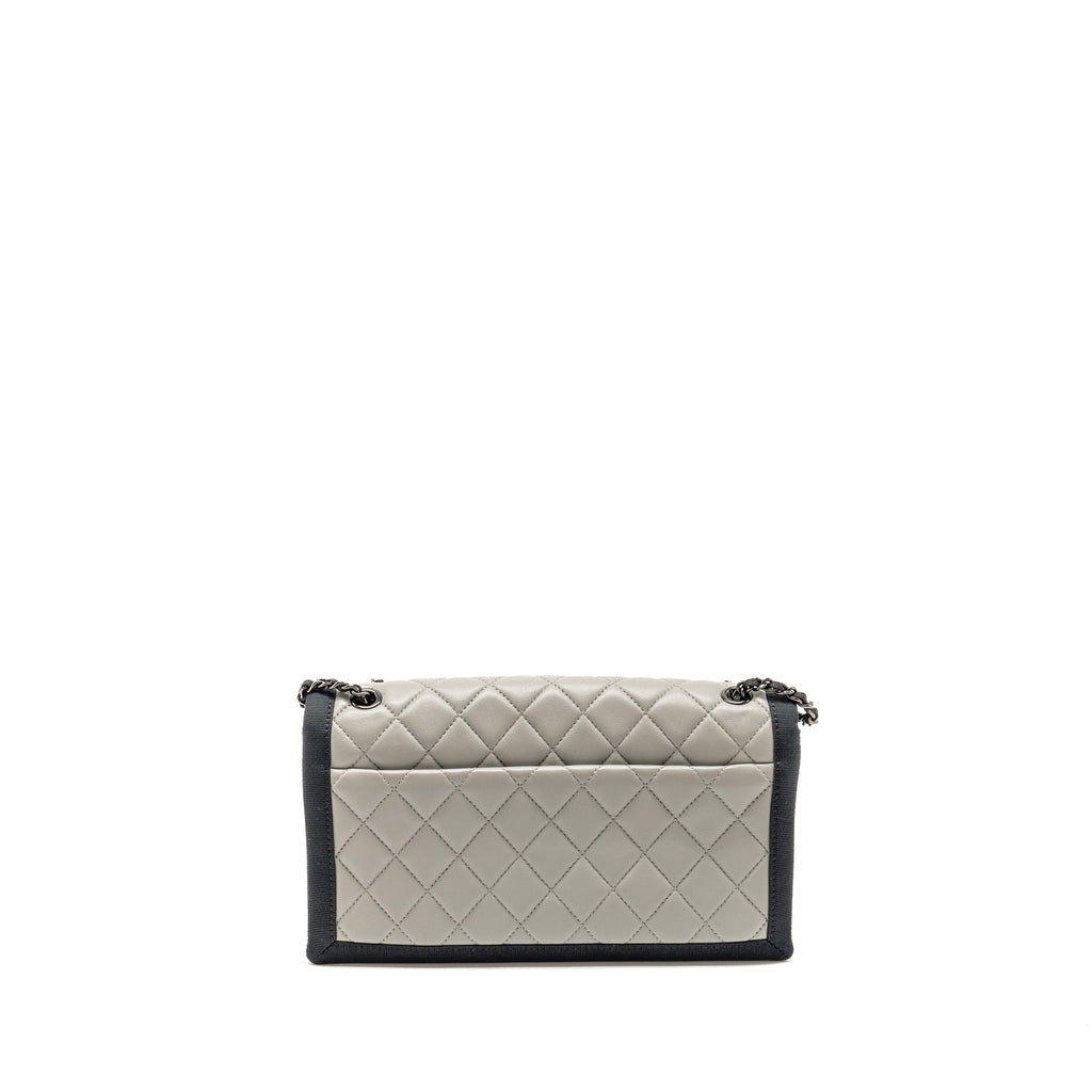 chanel-quilted-flap-with-fabric-edge-lambskin-grey-black-with-black-hardware-copy-1