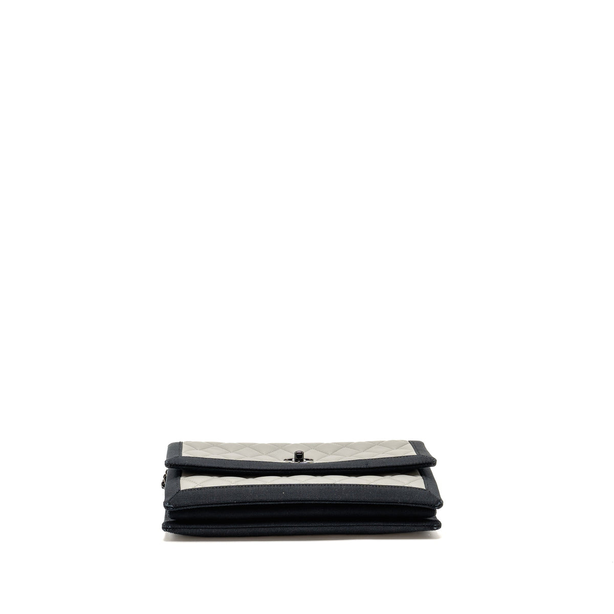 chanel-quilted-flap-with-fabric-edge-lambskin-grey-black-with-black-hardware-copy-1