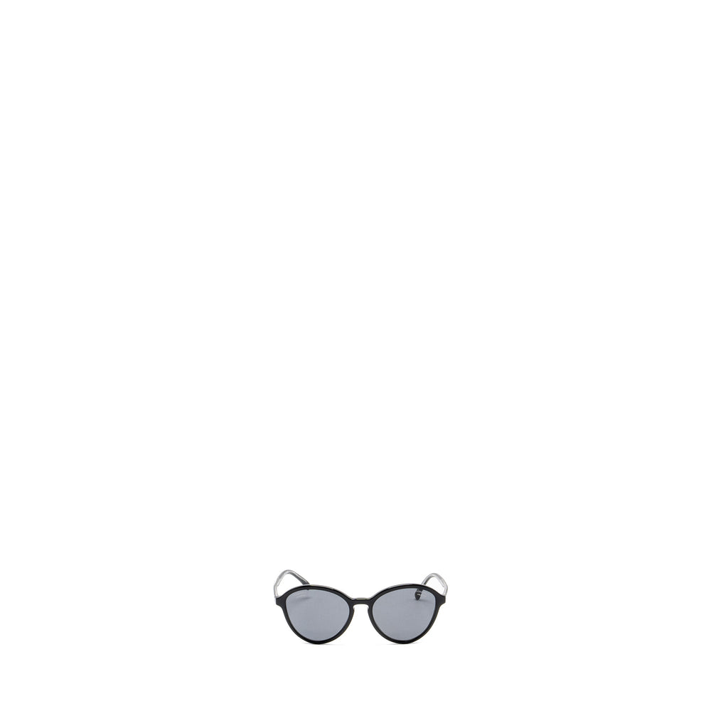 chanel-sunglasses-black-with-silver-chain-decoration