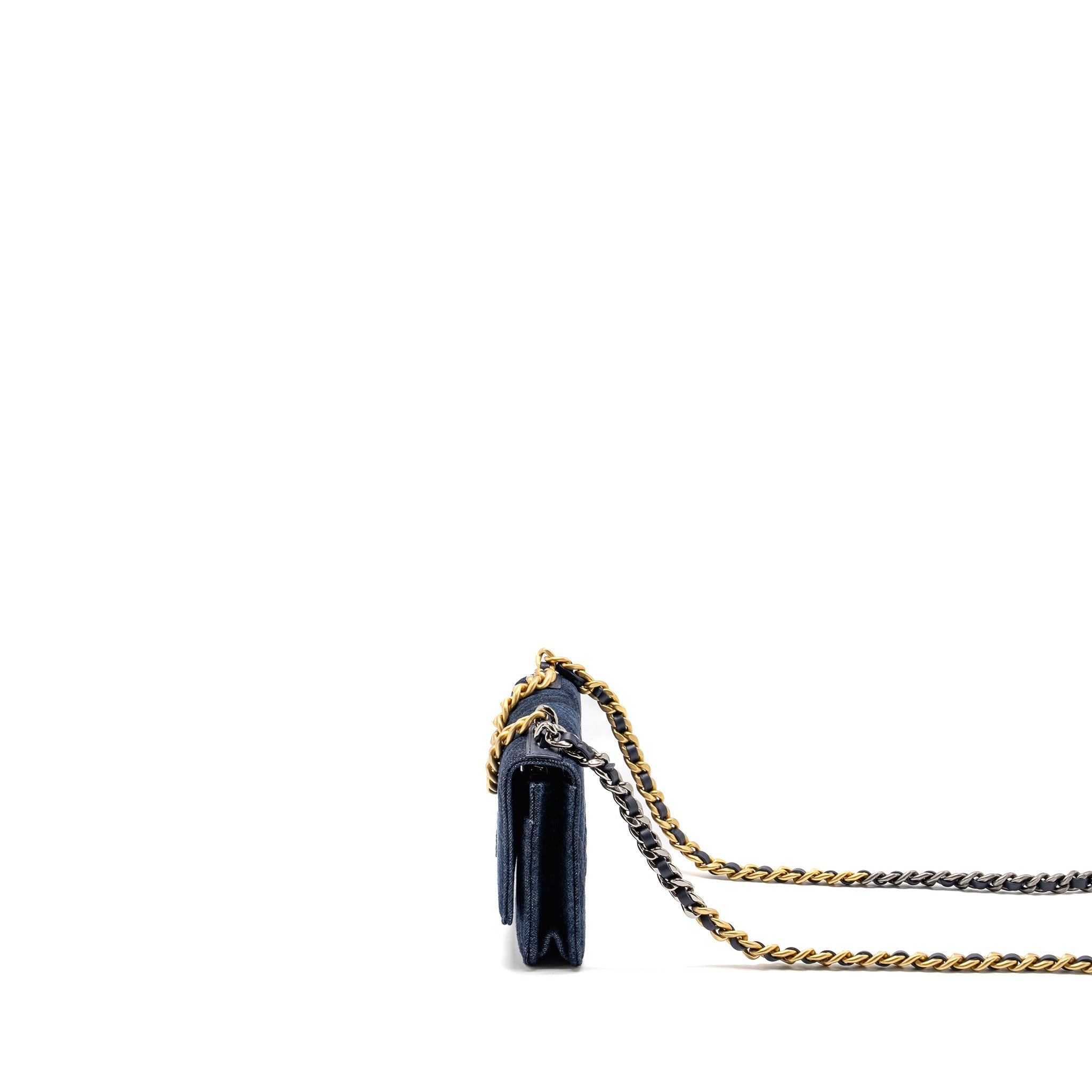chanel-19-wallet-on-chain-denim-blue-multicolour-hardware-microchip-copy