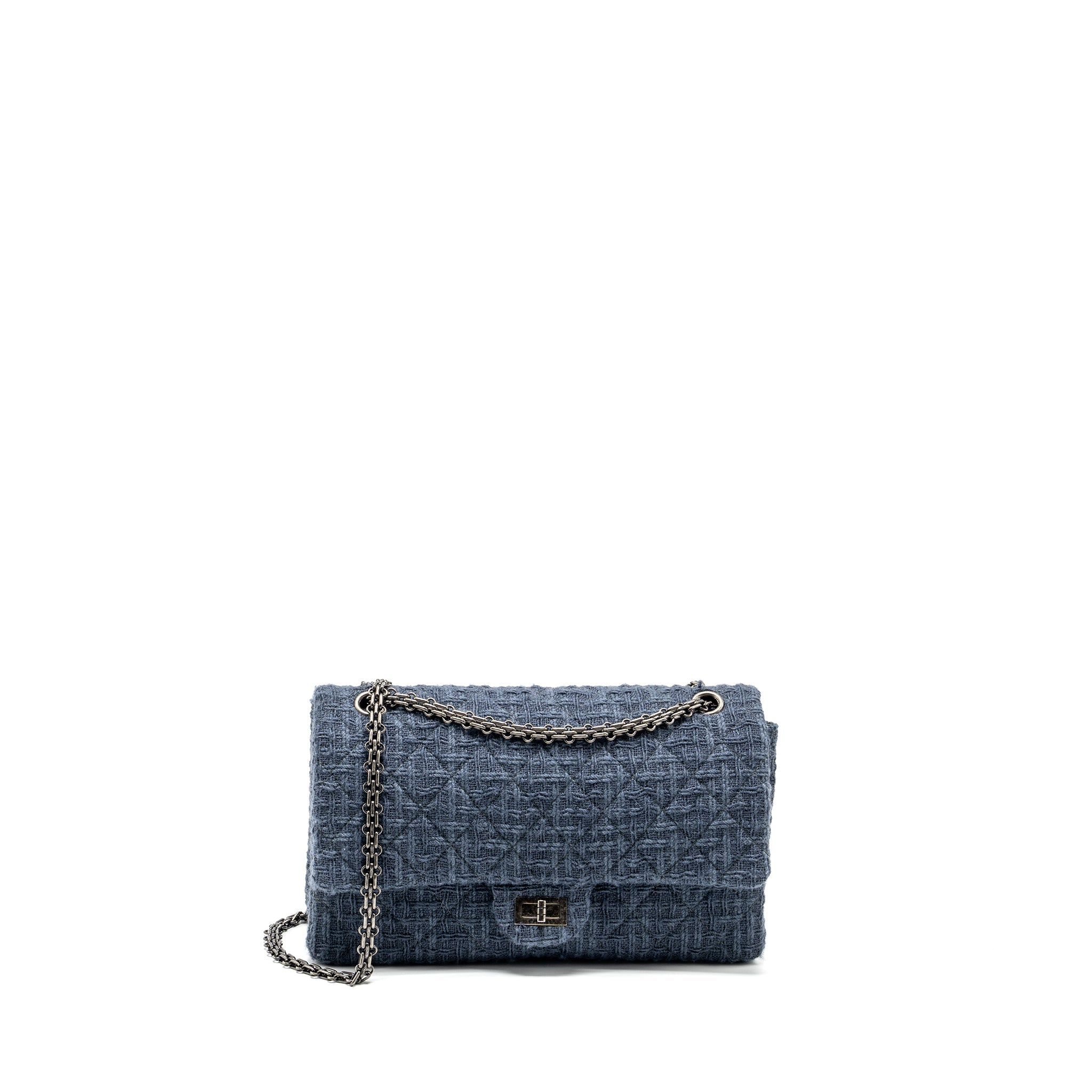 chanel-2-55-226-reissue-double-flap-bag-tweed-lightly-blue-ruthenium-hardware
