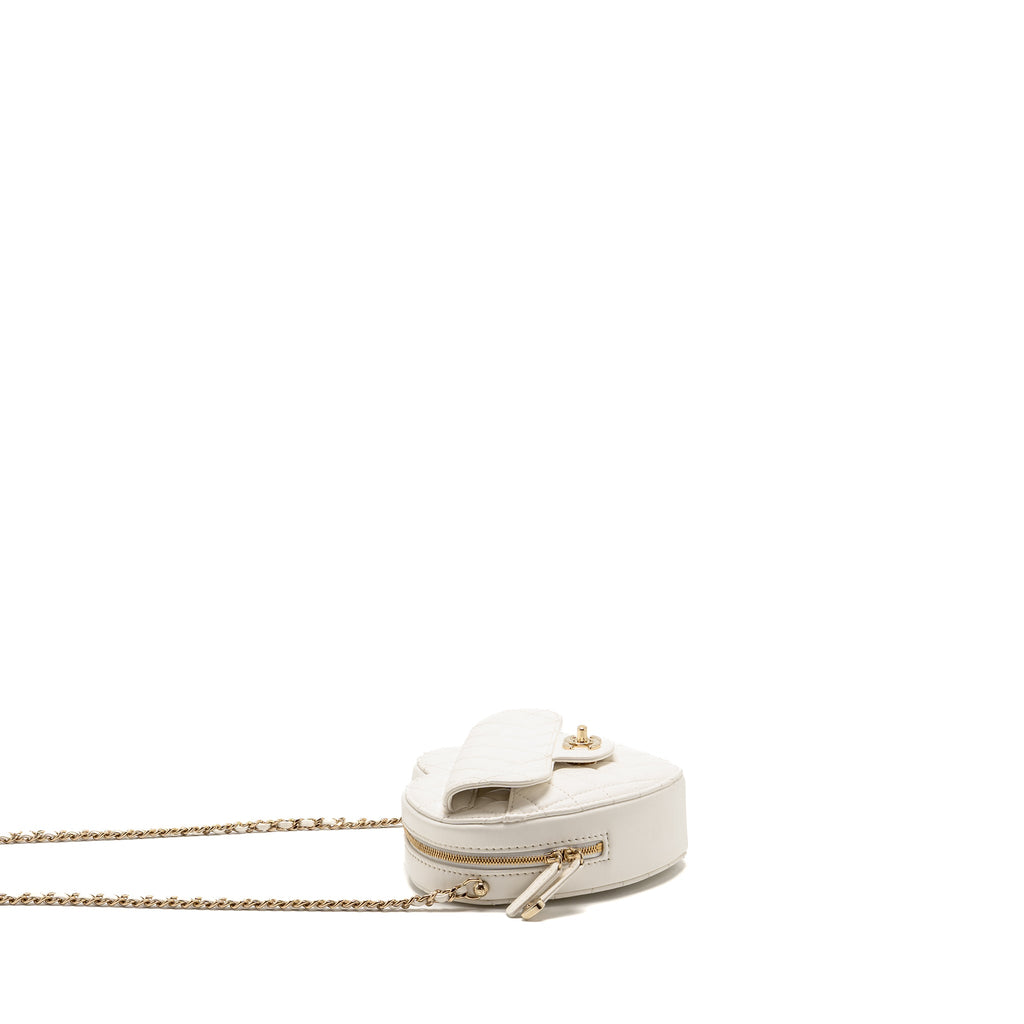 chanel-22s-heart-bag-lambskin-white-lghw-microchip-5