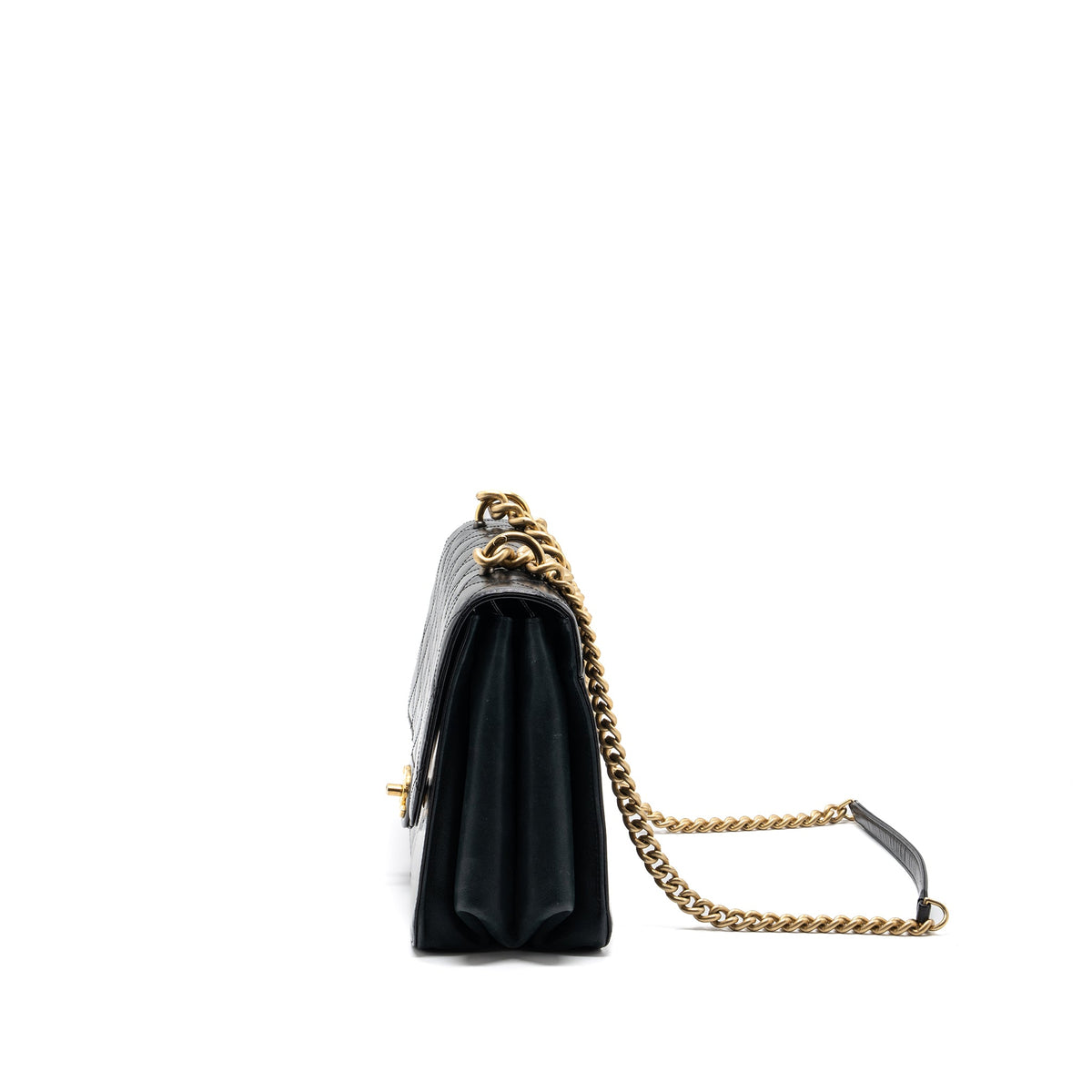 chanel-flap-bag-with-chains-handle-calfskin-black-ghw