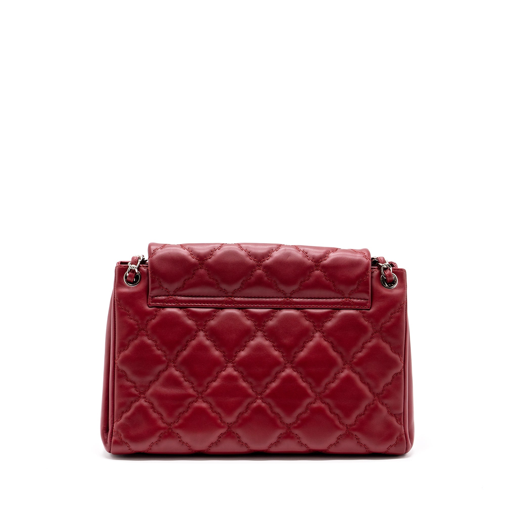 chanel-hampton-tote-bag-calfskin-red-shw