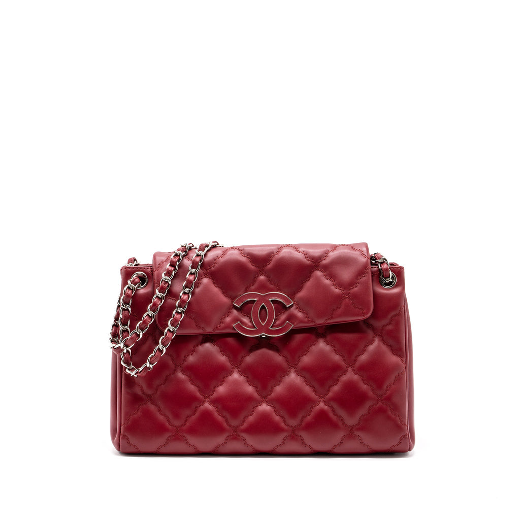 chanel-hampton-tote-bag-calfskin-red-shw